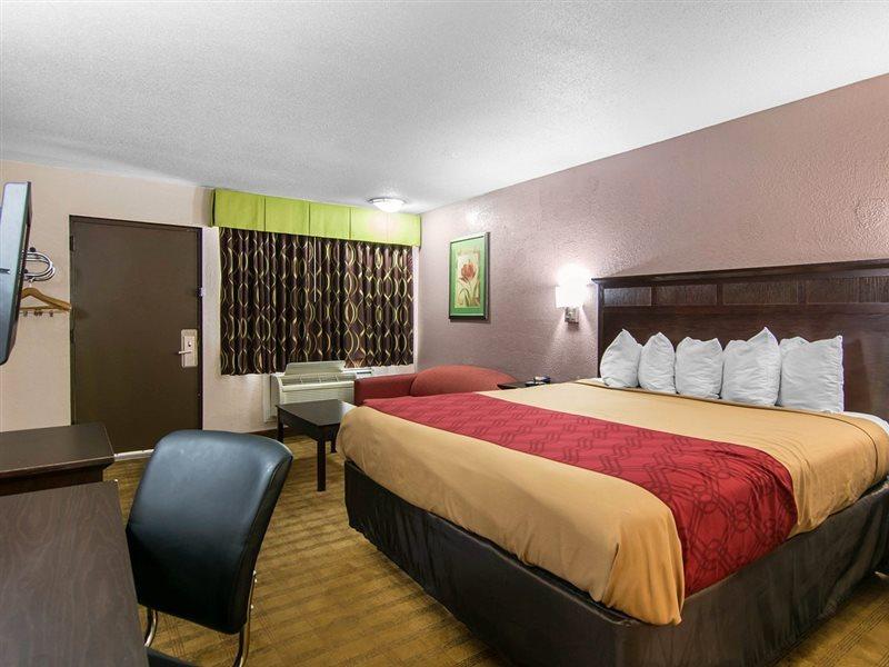 Econo Lodge Weldon - Roanoke Rapids Buitenkant foto