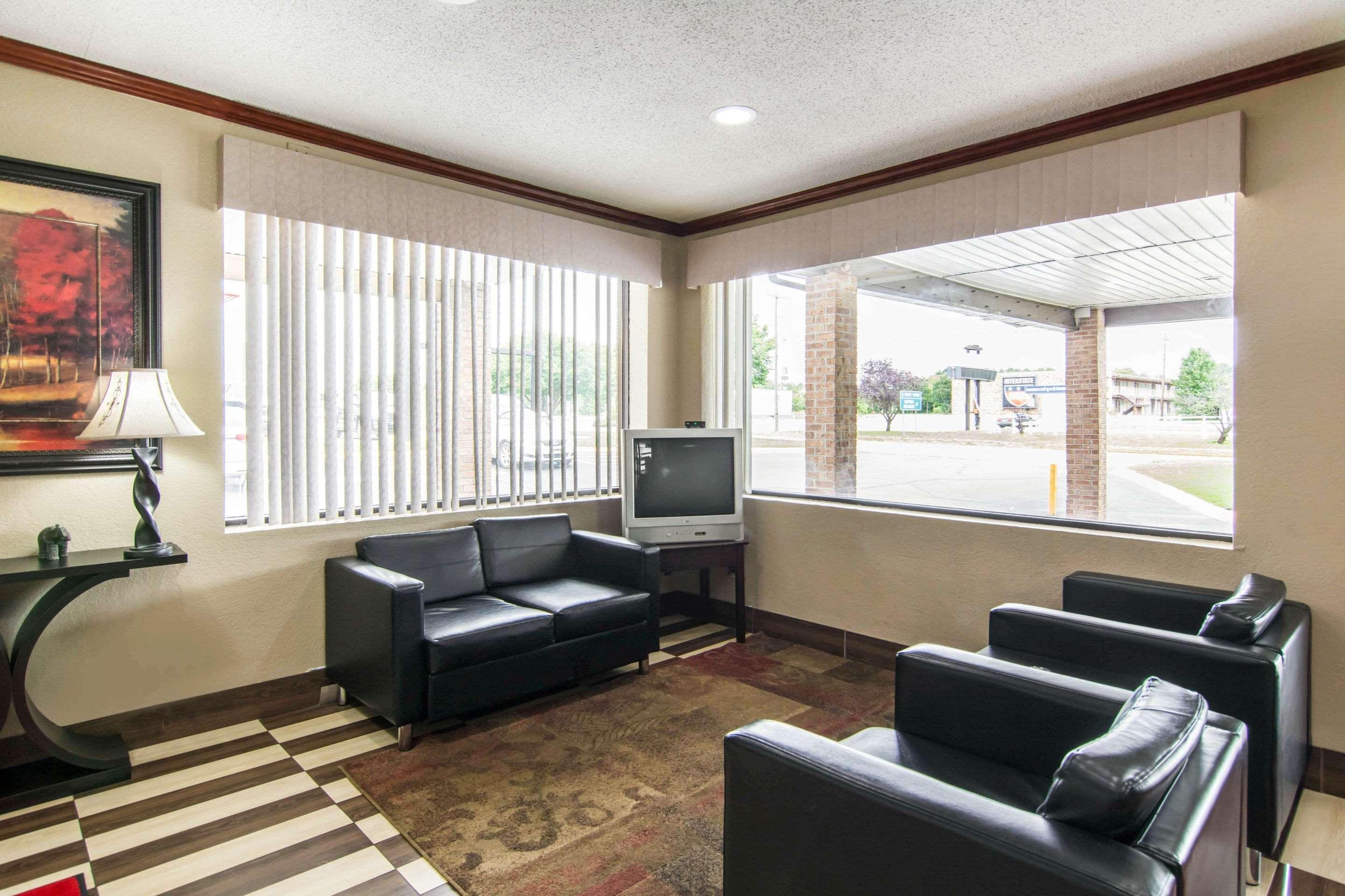Econo Lodge Weldon - Roanoke Rapids Buitenkant foto