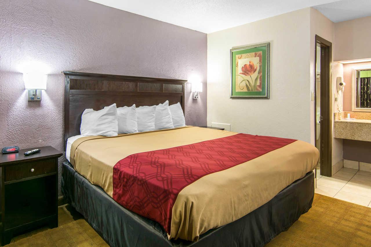 Econo Lodge Weldon - Roanoke Rapids Buitenkant foto