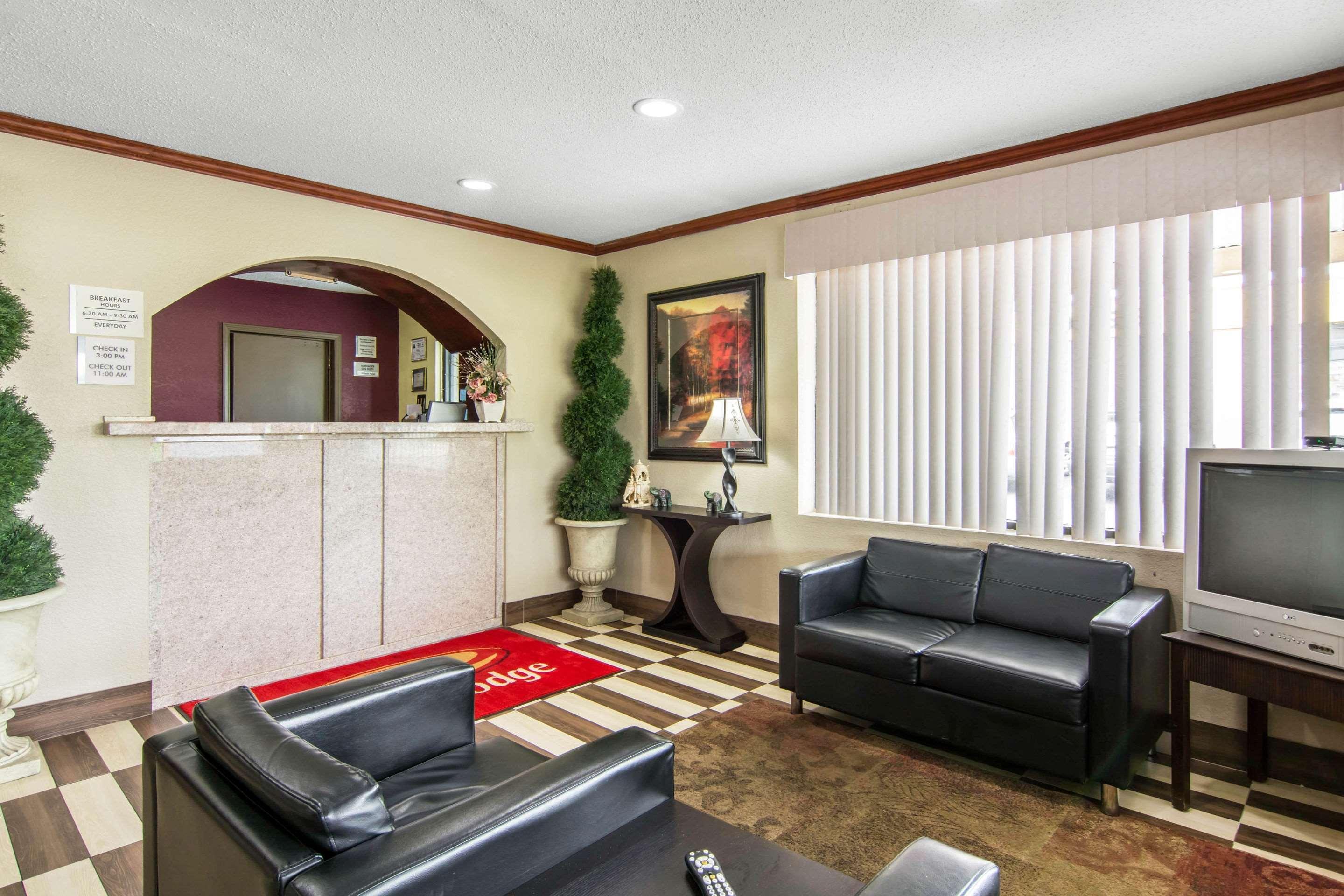 Econo Lodge Weldon - Roanoke Rapids Buitenkant foto
